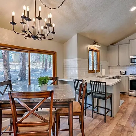 Quaint Home In The Pines Flagstaff Exterior photo